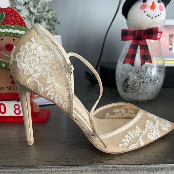 Wedding Shoes. Cream Lace Stiletto Heels with Ankle Strap - Picture 1 of 6